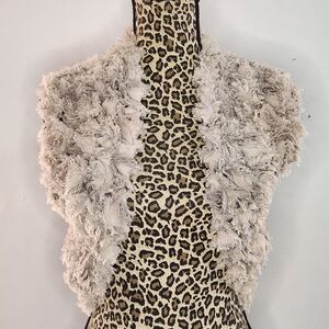 PAUL HARDY Cozy Faux Fur Shrug Vest in Light Taupe